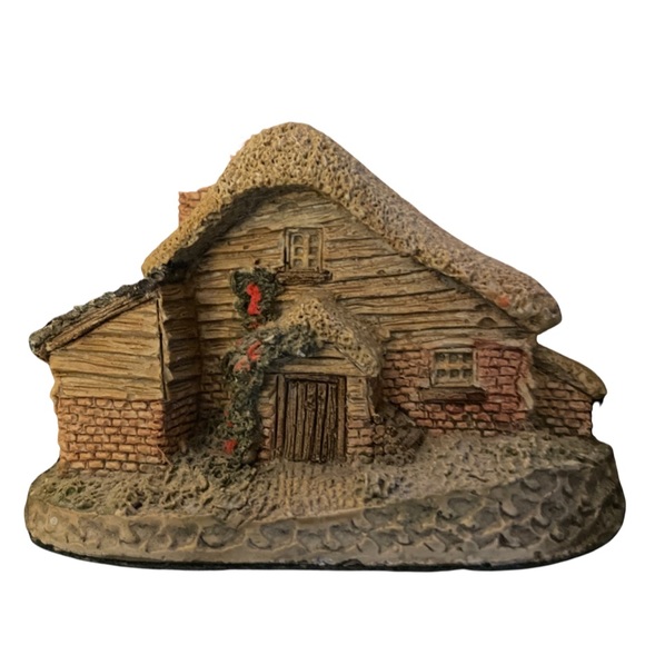 Drovers Cottage 1982; David Winter Cottages, Heart of England Series - Picture 2 of 6